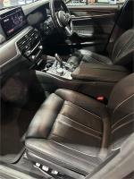 2020 BMW 5 Wagon 30d M SPORT G30
