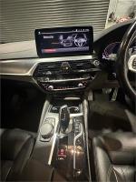 2020 BMW 5 Wagon 30d M SPORT G30