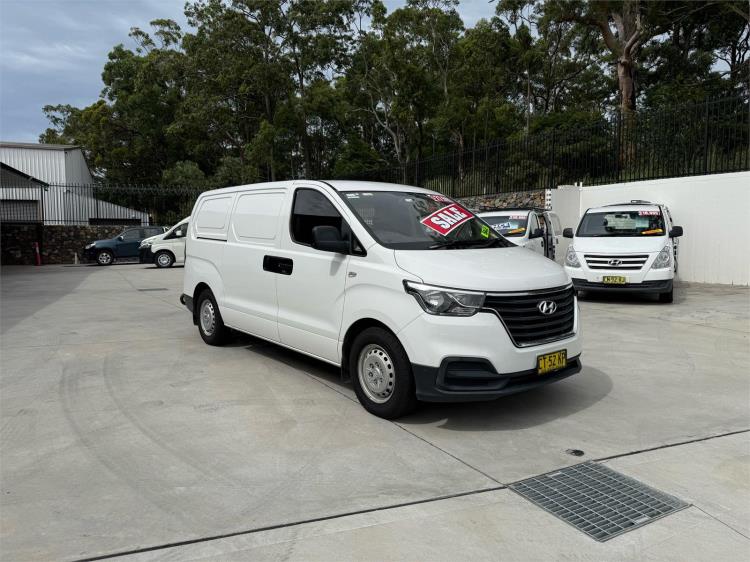 2018 HYUNDAI iLOAD 4D VAN 3S LIFTBACK TQ4 MY19