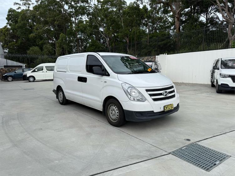 2017 HYUNDAI iLOAD 4D VAN 3S LIFTBACK TQ SERIES 2 (TQ3) MY18