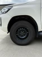 2020 TOYOTA HILUX DOUBLE CAB P/UP SR (4x4) GUN126R FACELIFT