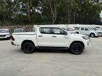 2020 TOYOTA HILUX DOUBLE CAB P/UP SR (4x4) GUN126R FACELIFT