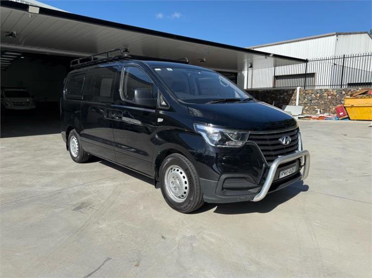 2020 HYUNDAI iLOAD 4D VAN 3S TWIN SWING TQ4 MY20