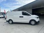 2019 HYUNDAI iLOAD 4D VAN 3S TWIN SWING TQ4 MY20