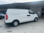 2019 HYUNDAI iLOAD 4D VAN 3S TWIN SWING TQ4 MY20
