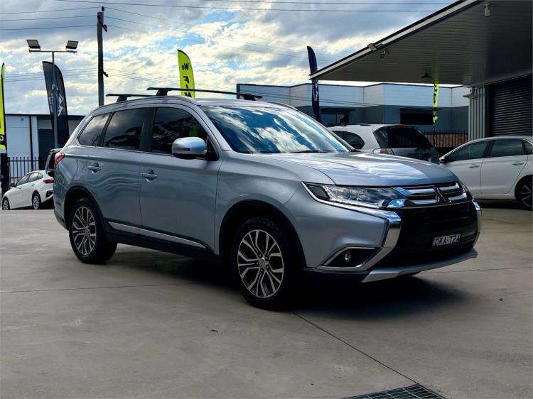 2016 MITSUBISHI OUTLANDER 4D WAGON LS (4x2) ZK MY17