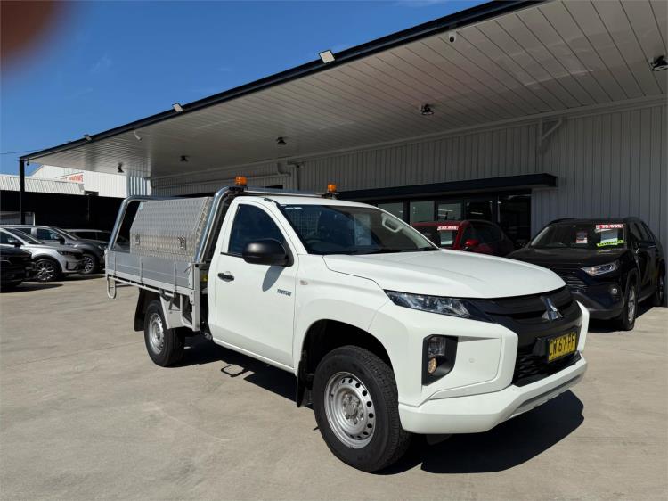 2019 MITSUBISHI TRITON C/CHAS GLX MR MY20