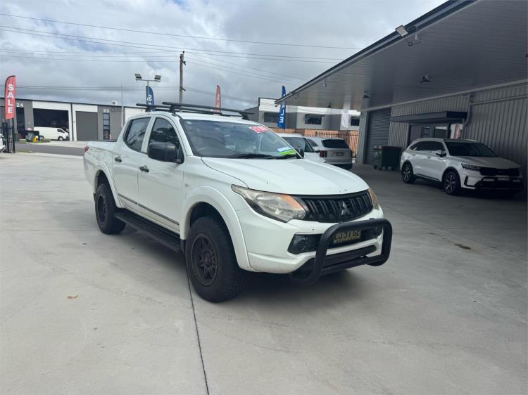 2016 MITSUBISHI TRITON DUAL CAB UTILITY GLX PLUS (4x4) MQ MY16 UPGRADE