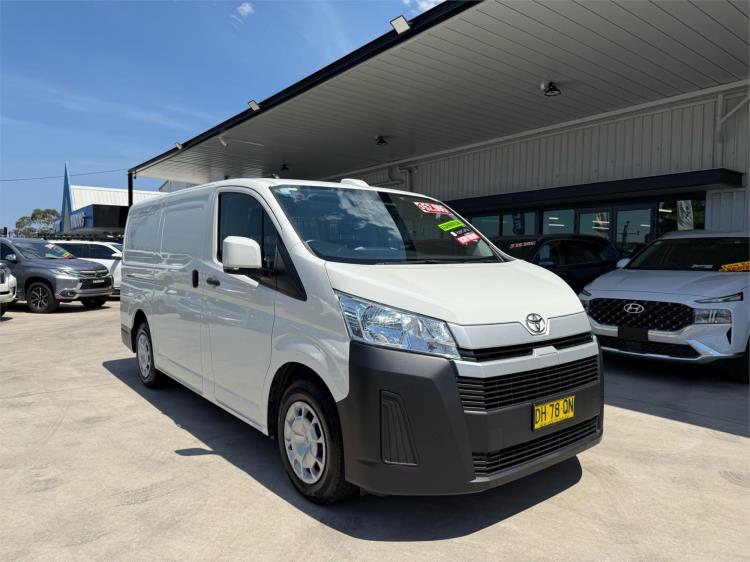 2023 TOYOTA HIACE 5D VAN LWB GDH300R