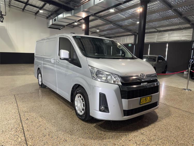2019 TOYOTA HIACE 4D VAN LWB GDH300R