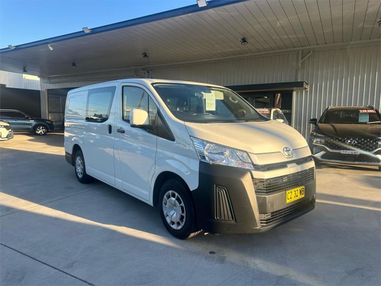 2020 TOYOTA HIACE 5D VAN LWB GRH300R