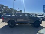 2019 TOYOTA HILUX DOUBLE CAB P/UP SR5 (4x4) GUN126R MY19 UPGRADE