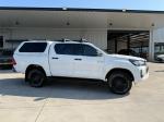 2021 TOYOTA HILUX DOUBLE CAB P/UP SR (4x4) GUN126R FACELIFT