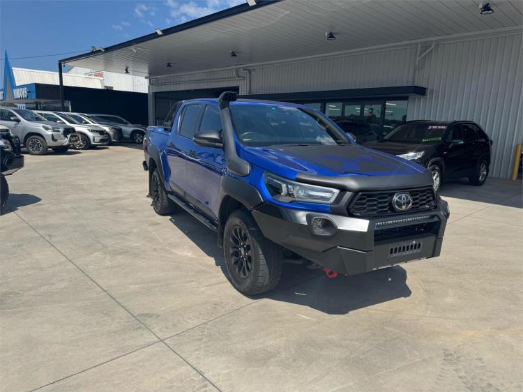 2021 TOYOTA HILUX DOUBLE CAB P/UP RUGGED X (4x4) GUN126R