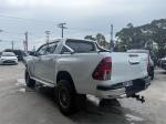 2015 TOYOTA HILUX DUAL CAB UTILITY SR5 (4x4) GUN126R