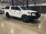 2020 TOYOTA HILUX DOUBLE CAB P/UP SR (4x4) GUN126R MY19 UPGRADE