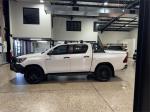 2018 TOYOTA HILUX DUAL CAB UTILITY ROGUE (4x4) GUN126R