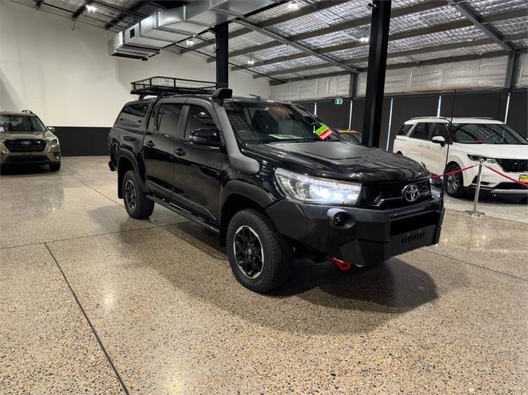 2018 TOYOTA HILUX DUAL CAB UTILITY RUGGED X (4x4) GUN126R