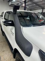 2021 TOYOTA HILUX DOUBLE CAB P/UP SR (4x4) GUN126R FACELIFT
