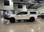 2021 TOYOTA HILUX DOUBLE CAB P/UP SR (4x4) GUN126R FACELIFT