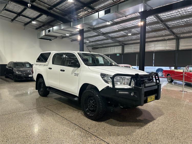 2019 TOYOTA HILUX DOUBLE CAB P/UP SR (4x4) GUN126R MY19