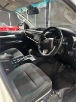 2019 TOYOTA HILUX DOUBLE CAB P/UP SR5 (4x4) GUN126R MY19 UPGRADE