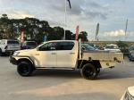 2017 TOYOTA HILUX DUAL C/CHAS SR (4x4) GUN126R