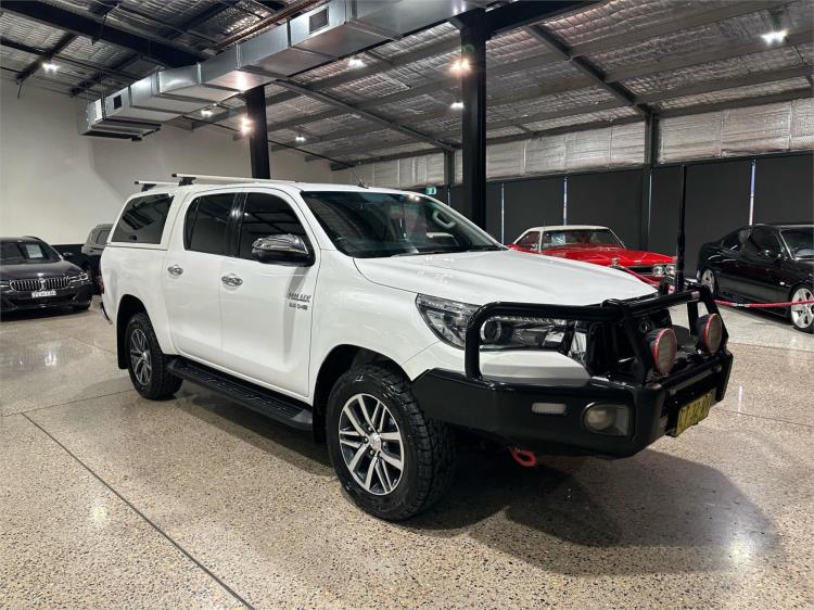 2019 TOYOTA HILUX DOUBLE CAB P/UP SR5 (4x4) GUN126R MY19