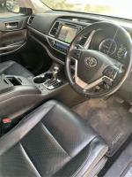 2018 TOYOTA KLUGER 4D WAGON GRANDE (4x4) GSU55R