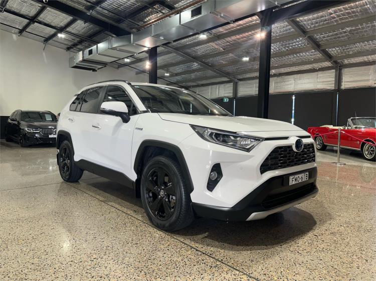 2020 TOYOTA RAV4 5D WAGON CRUISER (AWD) HYBRID AXAH54R